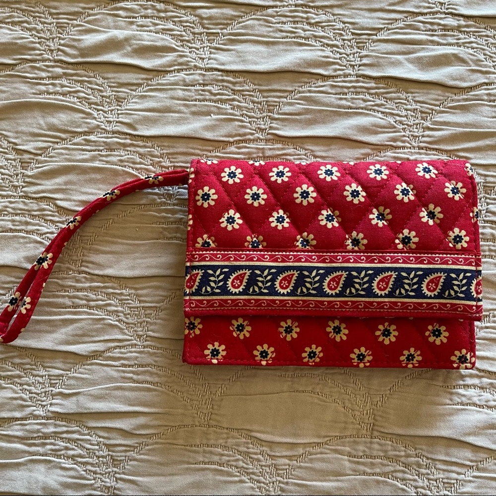 Vera Bradley Americana Red & Navy Swing Wallet Wrislet